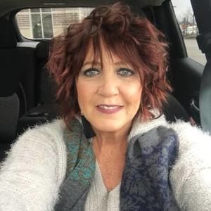 Meet your Posher, Debra